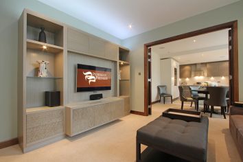 3  bedrooms flat to rent in Kingston House South, Knightsbridge SW7-image 2