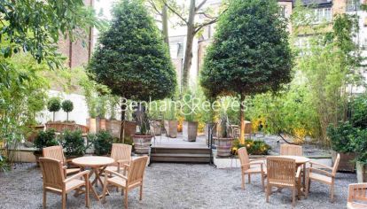 2 bedrooms flat to rent in Hill Street Apartments, Mayfair, W1-image 7