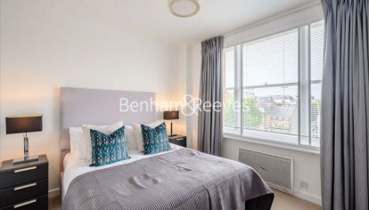2 bedrooms flat to rent in Hill Street Apartments, Mayfair, W1-image 9