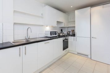 2 bedrooms flat to rent in Pelham Court, Fulham Road, Chelsea, SW3-image 6