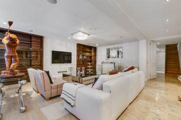 6  bedrooms house to rent in Princes Gate, South Kensington, SW7-image 3