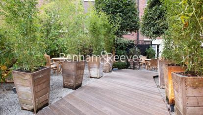 Studio flat to rent in Hill Street, Mayfair, W1J-image 7