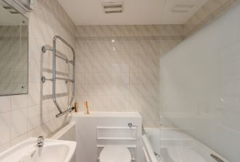 Studio flat to rent in Chelsea Cloisters, Sloane Avenue, SW3-image 4