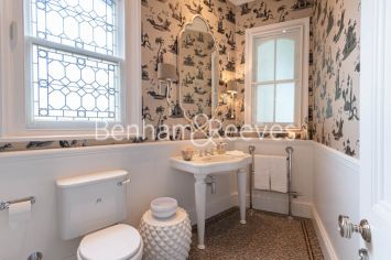 7 bedrooms house to rent in Thurloe Square, South Kensington, SW7-image 5