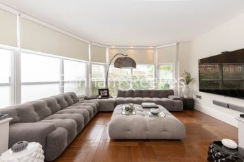 7 bedrooms house to rent in Thurloe Square, South Kensington, SW7-image 13