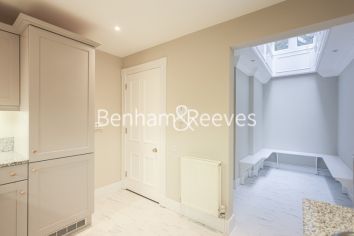 2 bedrooms flat to rent in Farrier Walk, Chelsea SW10-image 11