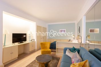 Studio flat to rent in Nell Gwynn House, Chelsea, SW3-image 11