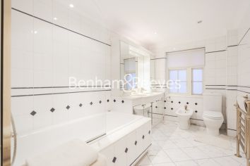 1  bedroom flat to rent in Onslow Square, South Kensington, SW7-image 5