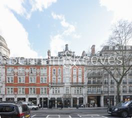 3 bedrooms flat to rent in Empire House, Thurloe Place, SW7-image 12