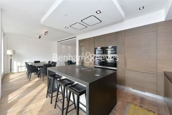 3 bedrooms house to rent in Buckingham Gate, Westminster SW1E-image 19