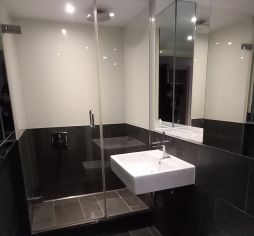 Studio flat to rent in Moore House, Grosvenor Waterside SW1W-image 5