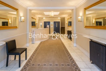 2 bedrooms flat to rent in St. Georges Court, Brompton Road, SW3-image 7