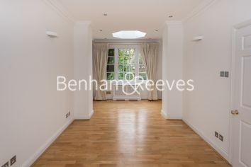 3  bedrooms house to rent in Bourne Street, Belgravia, SW1-image 2