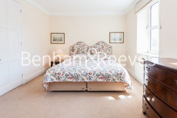 2  bedrooms flat to rent in Jermyn Street, Mayfair, SW1-image 5