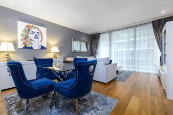 1  bedroom flat to rent in The Knightsbridge Apartments, SW1-image 1