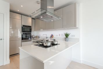 2  bedrooms flat to rent in Camden Courtyards, Rochester Place, Camden NW1-image 4