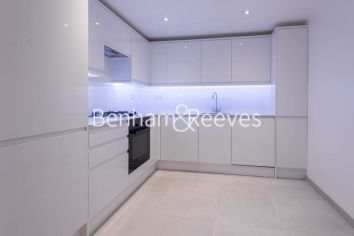 2  bedrooms flat to rent in South End Row, Kensington, W8-image 2