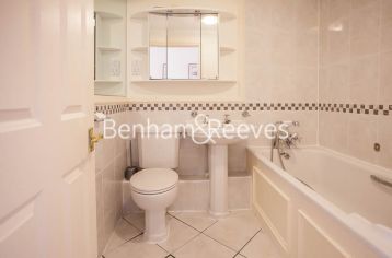 2  bedrooms flat to rent in South End Row, Kensington, W8-image 4