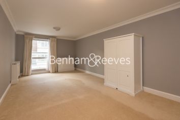 image 4  bedrooms flat to rent in Hyde Park Gate, Kensington, SW7-image 10
