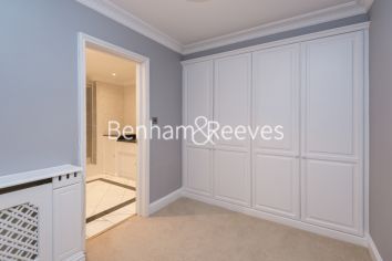 image 4  bedrooms flat to rent in Hyde Park Gate, Kensington, SW7-image 16