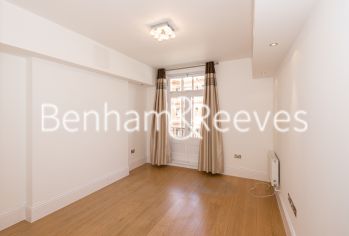 3  bedrooms flat to rent in Nevern Square, Earl's Court, SW5-image 3