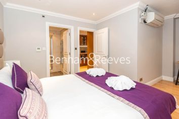 image 1  bedroom flat to rent in Hyde Park Gate, Kensington, SW7-image 11