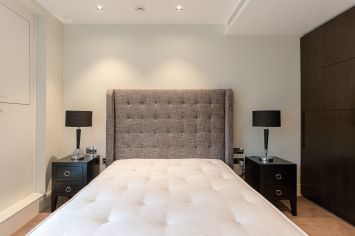 1  bedroom flat to rent in Radnor Terrace, West Kensington, W14-image 10