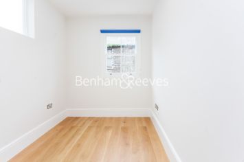 3  bedrooms flat to rent in Gloucester Road, Kensington, SW7-image 3