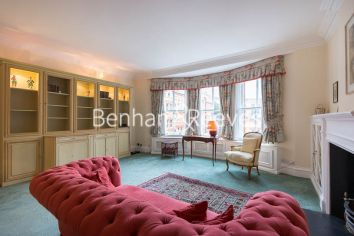 2 bedrooms flat to rent in Kensington Court, Kensington, W8-image 13