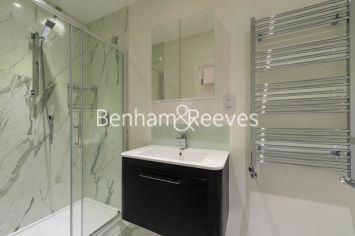 4  bedrooms flat to rent in Lexham Gardens, Kensington, W8-image 5