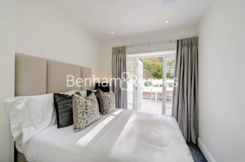 4  bedrooms flat to rent in Lexham Gardens, Kensington, W8-image 12