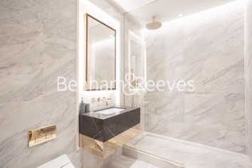 1 bedroom flat to rent in Lancer Square, Kensington, W8-image 5