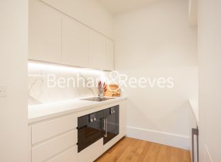1 bedroom flat to rent in Lancer Square, Kensington, W8-image 9