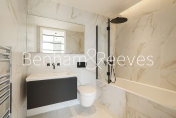3  bedrooms flat to rent in Cluny Mews, Kensington, SW5-image 10