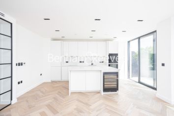 2 bedrooms flat to rent in Cluny Mews, Kensington, SW5-image 13