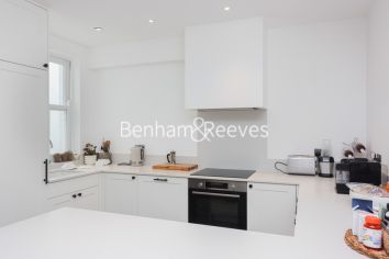4 bedrooms house to rent in Albert Mews, Kensington, W8-image 2