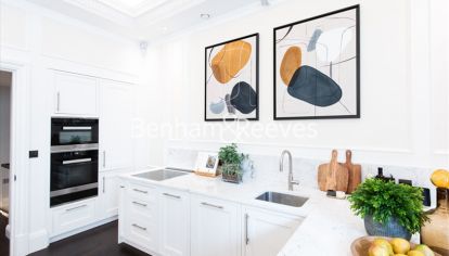 2 bedrooms flat to rent in Prince of Wales Terrace, Kensington, W8-image 10