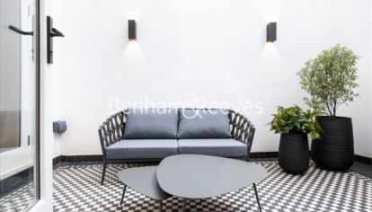 2 bedrooms flat to rent in Prince of Wales Terrace, Kensington, W8-image 5
