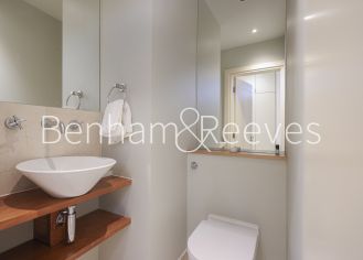 3 bedrooms flat to rent in Phillimore Walk, Kensington, W8-image 4