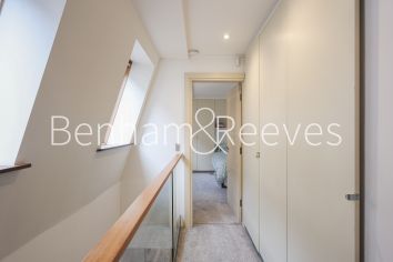 3 bedrooms flat to rent in Phillimore Walk, Kensington, W8-image 6