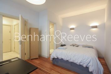 3 bedrooms flat to rent in Phillimore Walk, Kensington, W8-image 7