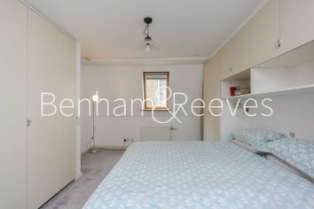 3 bedrooms flat to rent in Phillimore Walk, Kensington, W8-image 13