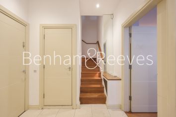 3  bedrooms flat to rent in Phillimore Walk, Kensington, W8-image 16