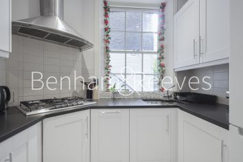 3 bedrooms flat to rent in Abingdon Mansions, Kensington, W8-image 2