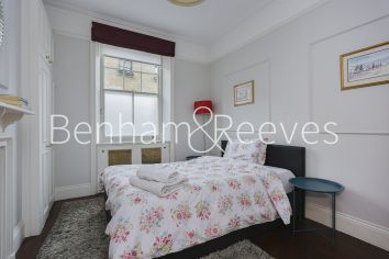 3 bedrooms flat to rent in Abingdon Mansions, Kensington, W8-image 14
