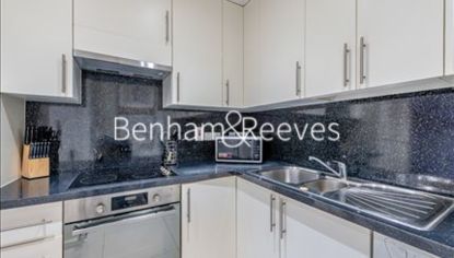 2  bedrooms flat to rent in Somerset Court, Kensington,W8-image 2