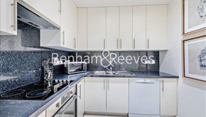 2  bedrooms flat to rent in Somerset Court, Kensington,W8-image 10
