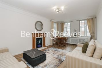 3  bedrooms flat to rent in Leonard Court, Kensington, W8-image 9
