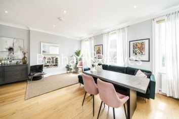 3  bedrooms flat to rent in Nevern Square, Kensington, SW5-image 5