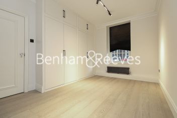 image 4  bedrooms flat to rent in St Marys Abbots Court, Kensington, W14-image 12